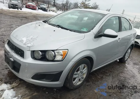 2013 Chevrolet Sonic Lt Auto из США, поврежденный, VIN 1G1JC5SG1D4241558